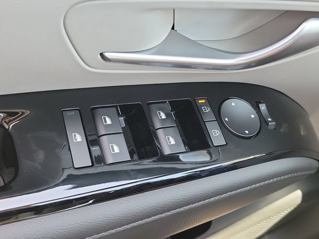 New 2026 Hyundai Tucson Limited AWD/4WD image 18