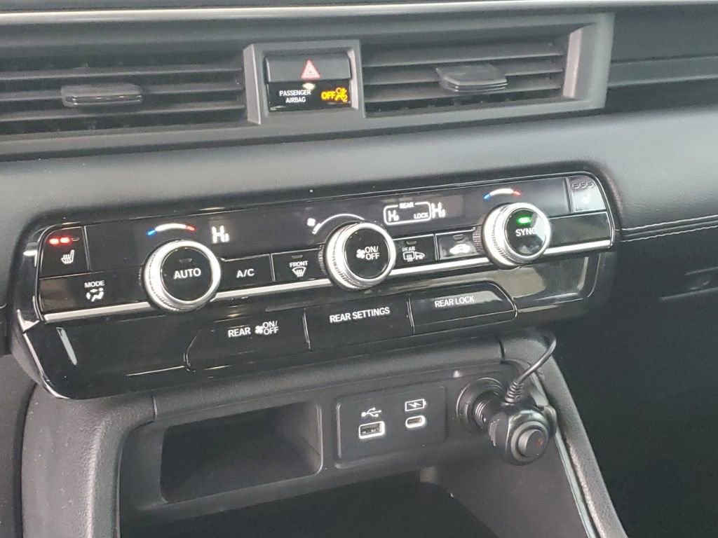 Used 2023 Honda Pilot Touring image 23