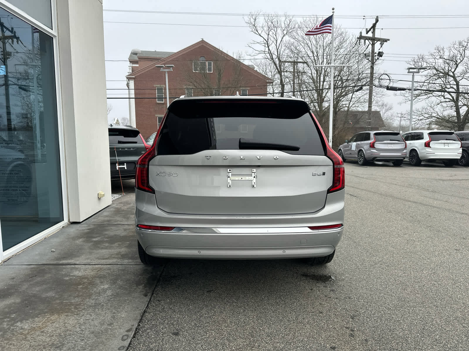 Certified 2025 Volvo XC90 B6 Plus image 10