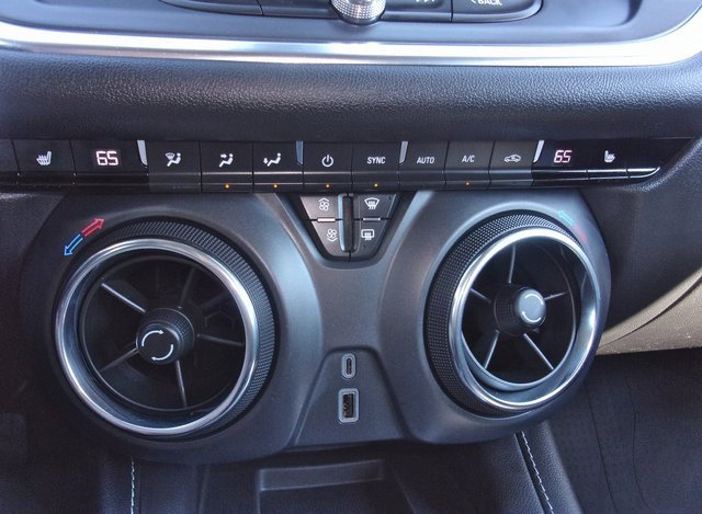 Used 2023 Chevrolet Blazer LT w/ Convenience Package image 22