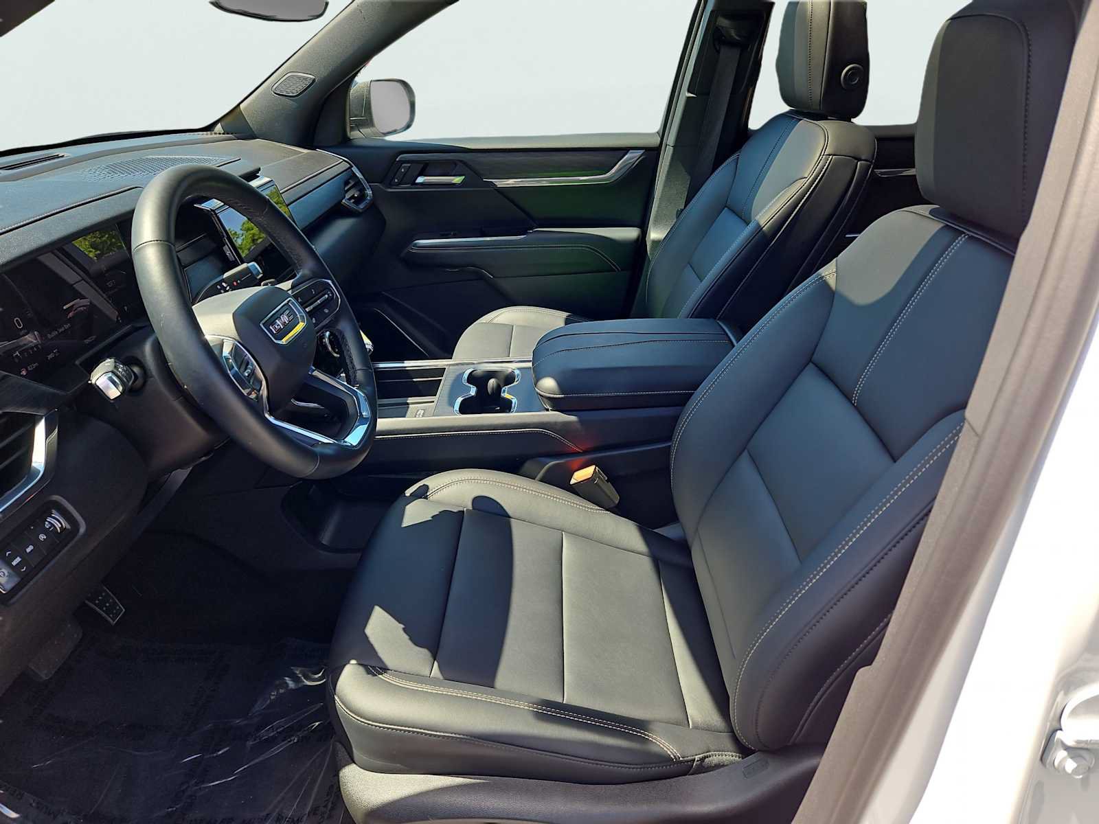Used 2026 GMC Acadia Elevation w/ Black Edition AWD/4WD image 35