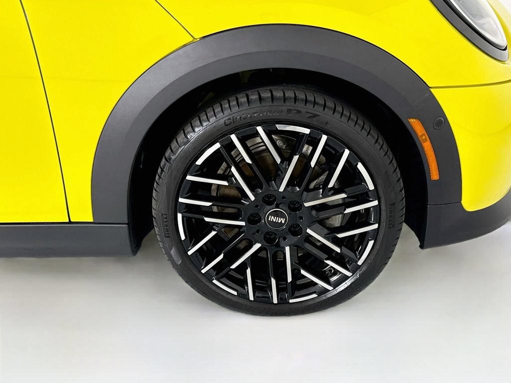 Used 2025 MINI Cooper S FWD image 32