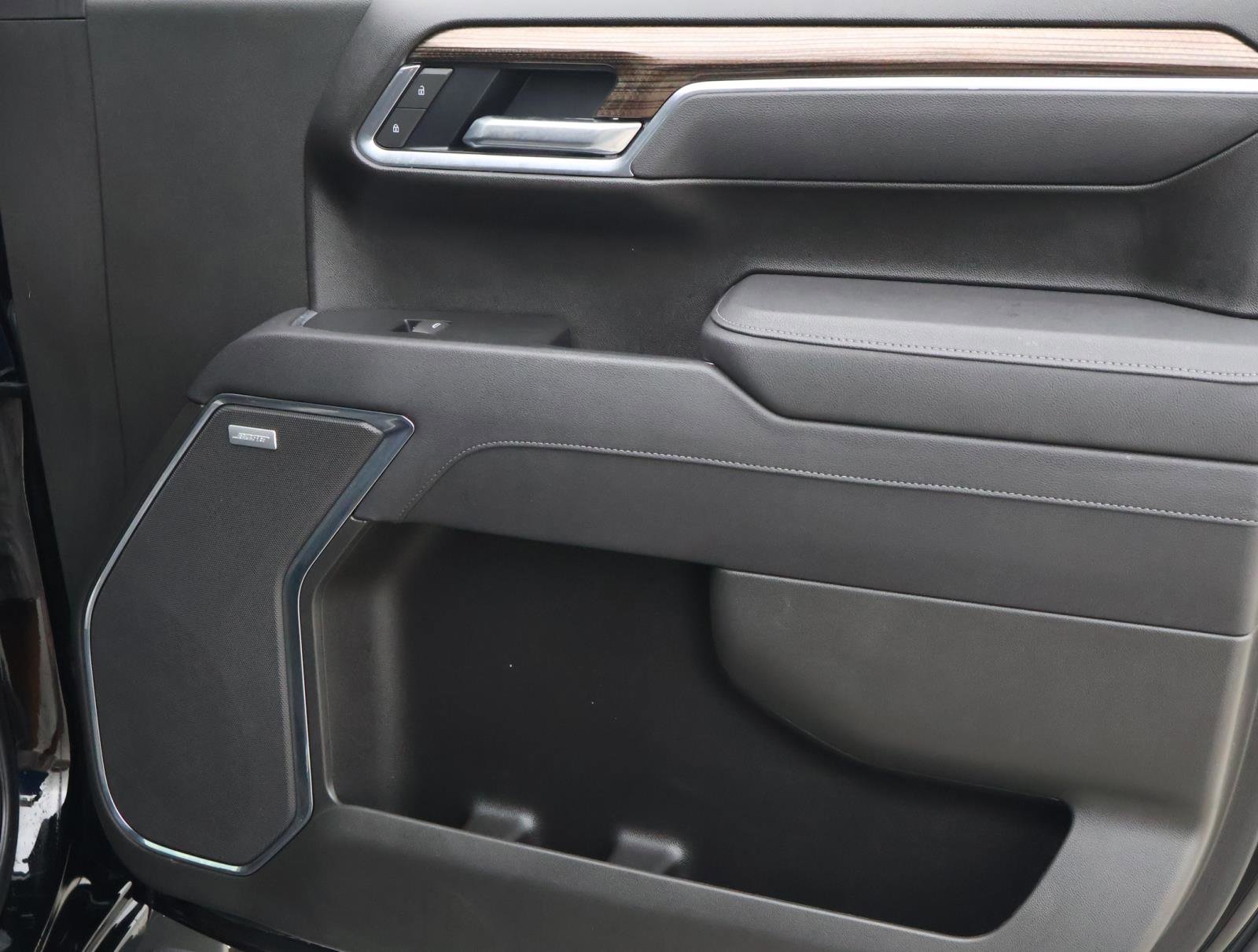 Used 2025 Chevrolet Silverado 1500 LT Trail Boss w/ Convenience Package II image 18