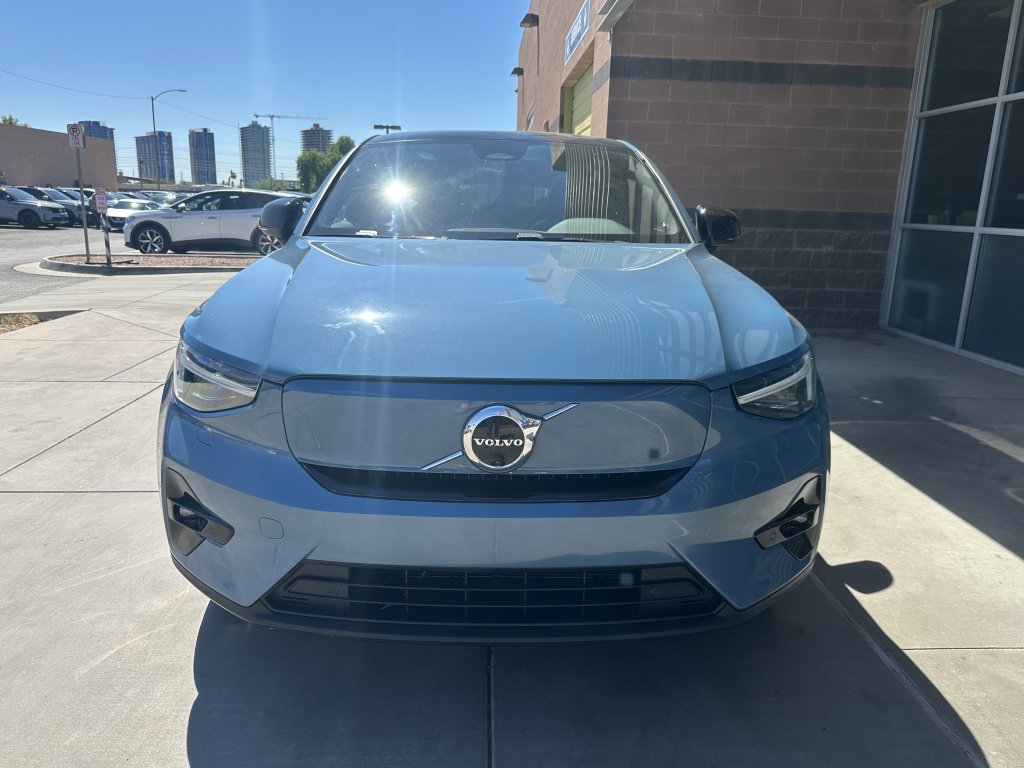 Used 2023 Volvo C40 P8 Recharge Ultimate AWD/4WD image 9