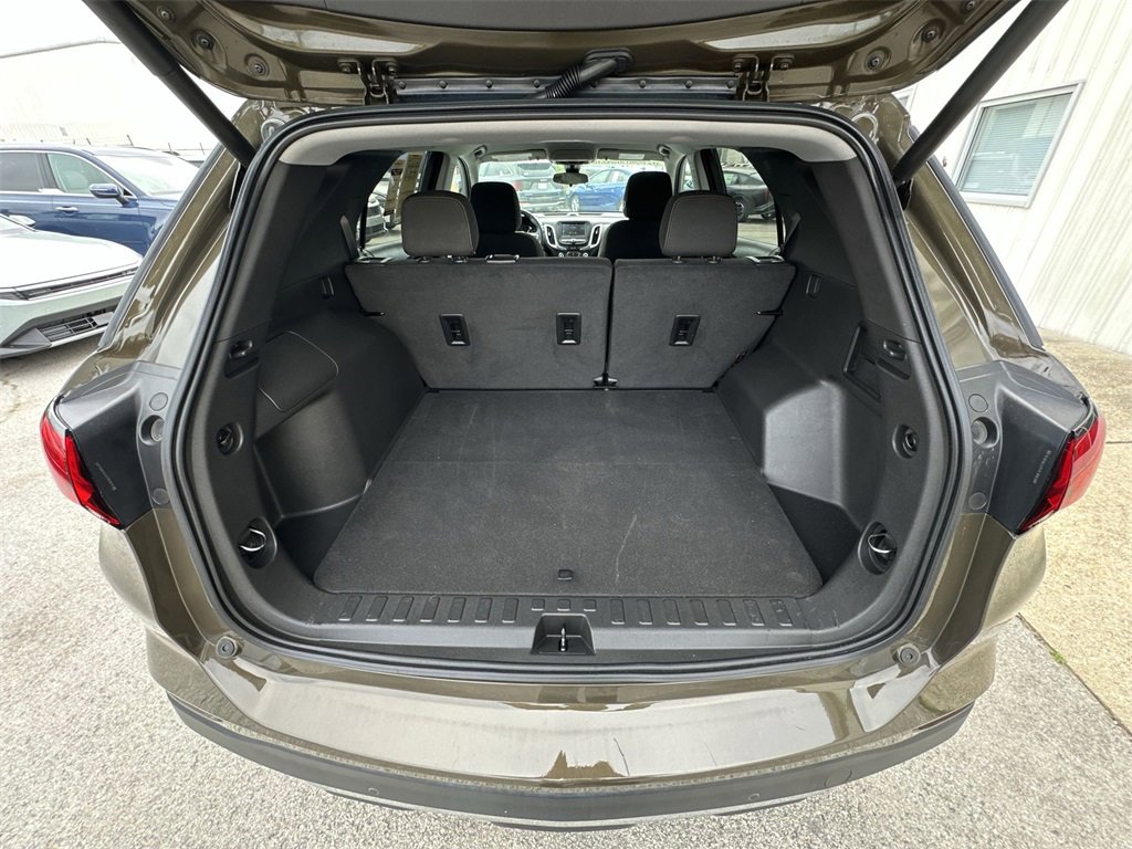 Used 2023 Chevrolet Equinox LT image 22