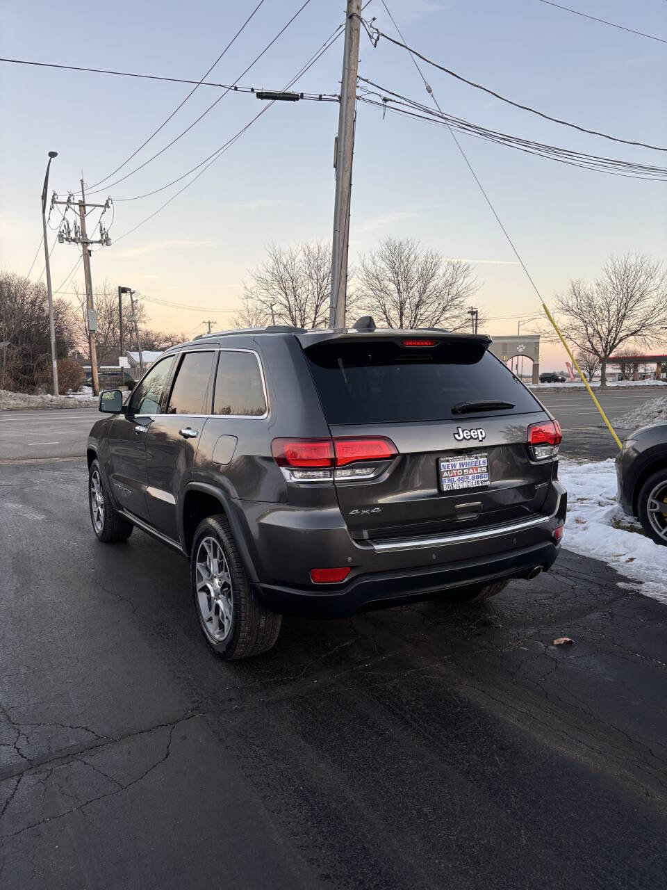 Used 2021 Jeep Grand Cherokee Limited image 4