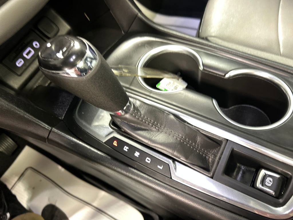 Used 2021 Chevrolet Equinox Premier FWD image 20