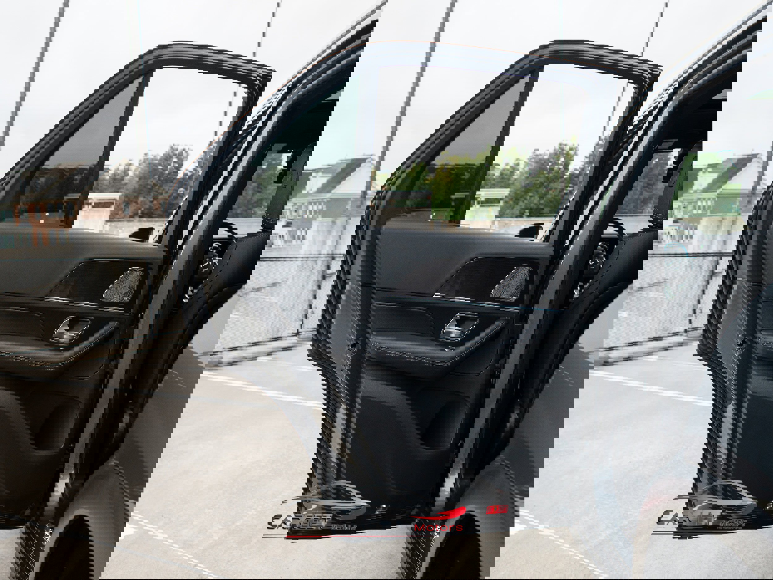 Used 2021 Mercedes-Benz GLE 350 4MATIC w/ Premium Package image 40