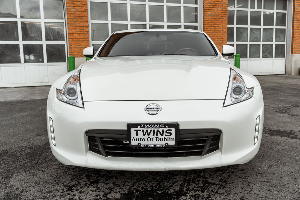 Used 2016 Nissan 370Z Touring image 29