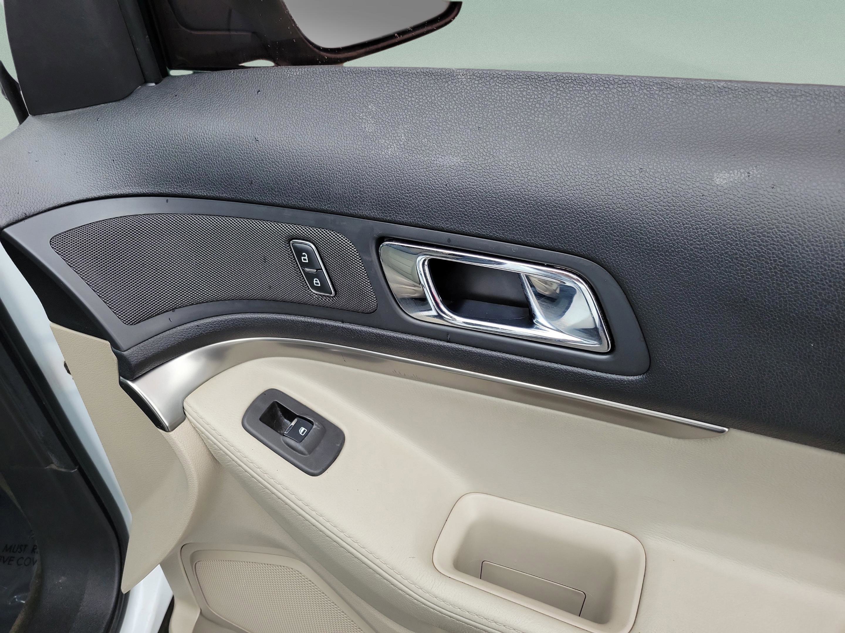 Used 2014 Ford Explorer FWD image 28