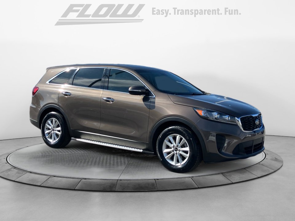 Used 2019 Kia Sorento FWD V6 image 1