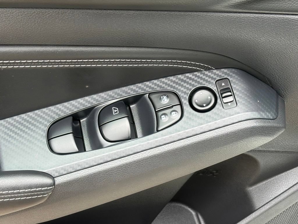 Used 2019 Nissan Altima 2.5 S AWD/4WD image 11