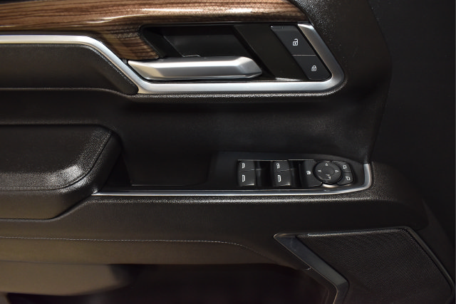 Used 2023 Chevrolet Silverado 1500 LT AWD/4WD image 18