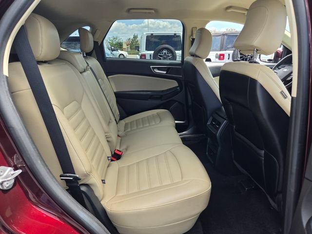 Used 2024 Ford Edge SEL AWD/4WD image 16