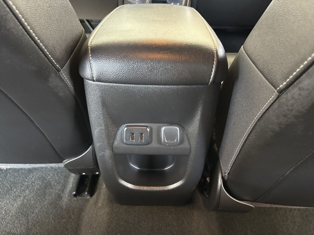 Used 2017 GMC Canyon SLT w/ Driver Alert Package AWD/4WD image 19