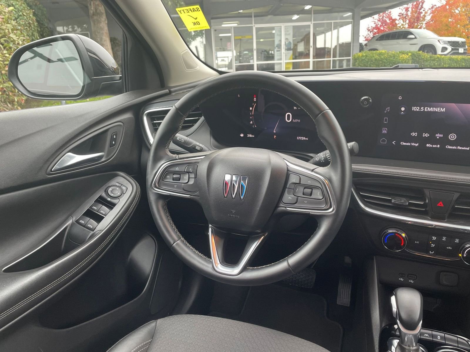 Used 2025 Buick Encore GX Preferred image 33