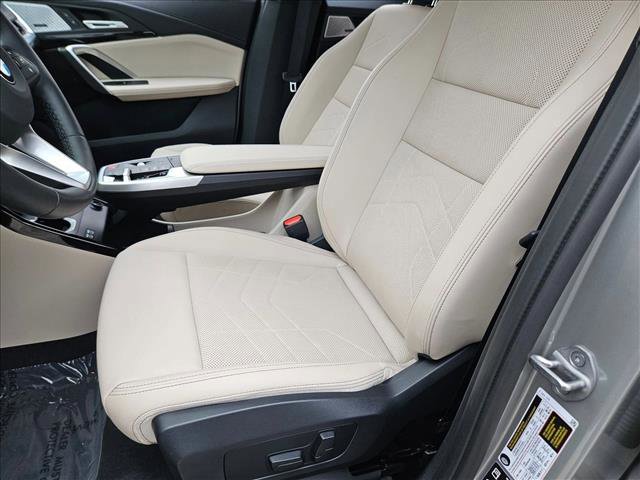 Used 2024 BMW X1 xDrive28i w/ Convenience Package image 16