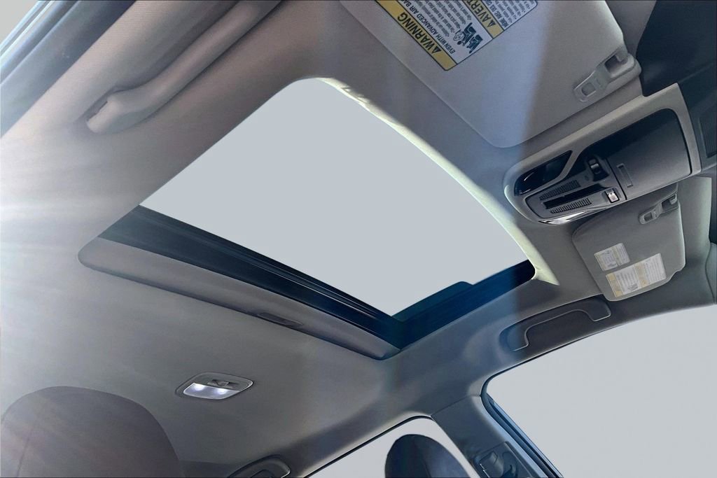 Used 2024 Subaru Outback Touring image 27