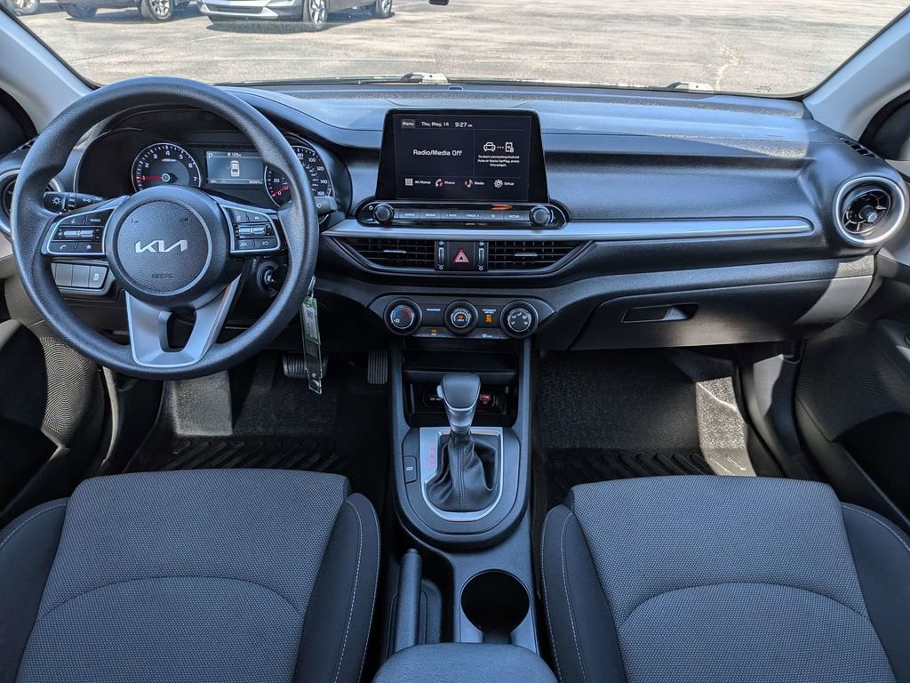 Used 2024 Kia Forte LXS FWD image 2