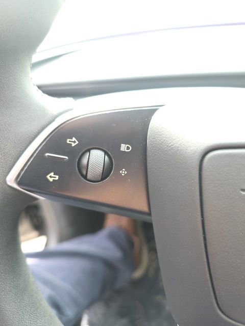 Used 2025 Tesla Model 3 Long Range image 12