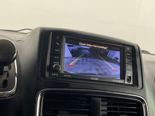 Used 2020 Dodge Grand Caravan SE w/ UConnect Hands-Free Group FWD image 21