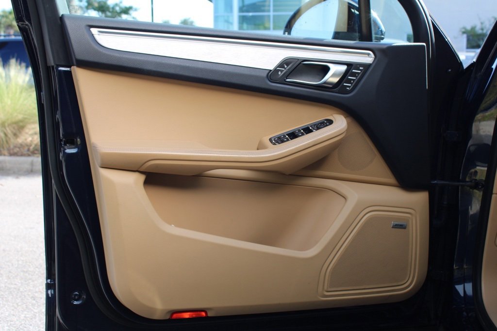 Used 2017 Porsche Macan GTS image 17