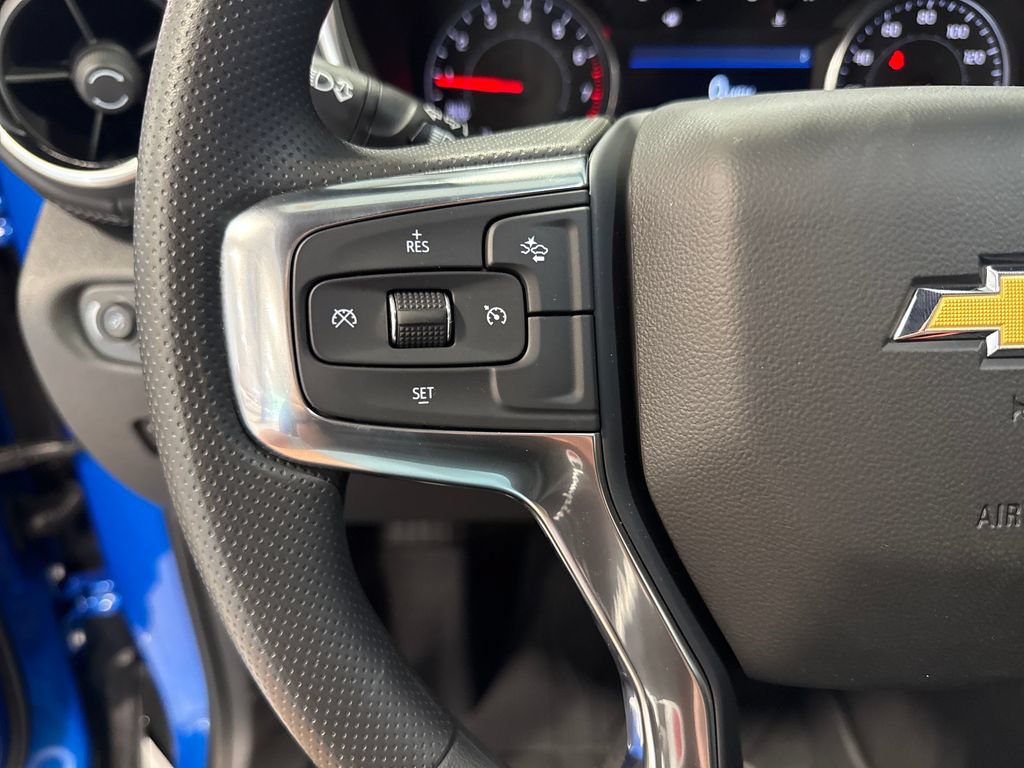 New 2026 Chevrolet Blazer LT w/ Convenience Package FWD image 3