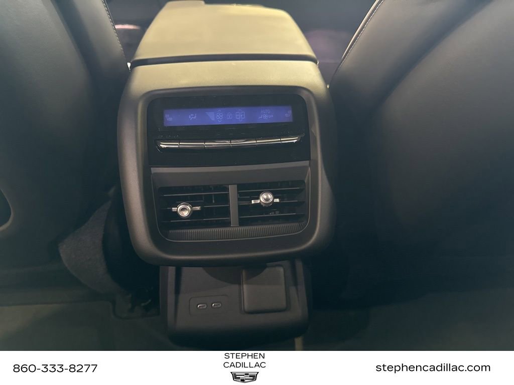 New 2026 Cadillac Lyriq V image 11