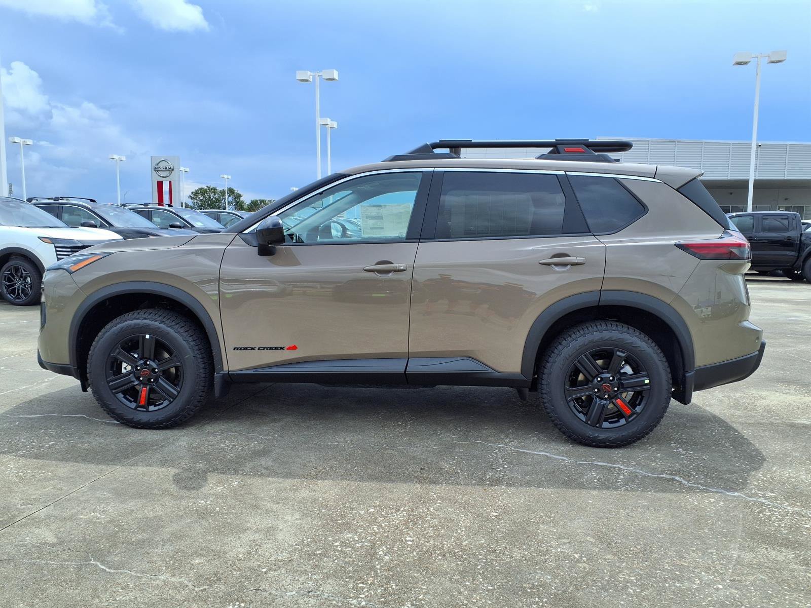 New 2026 Nissan Rogue SV AWD/4WD image 9