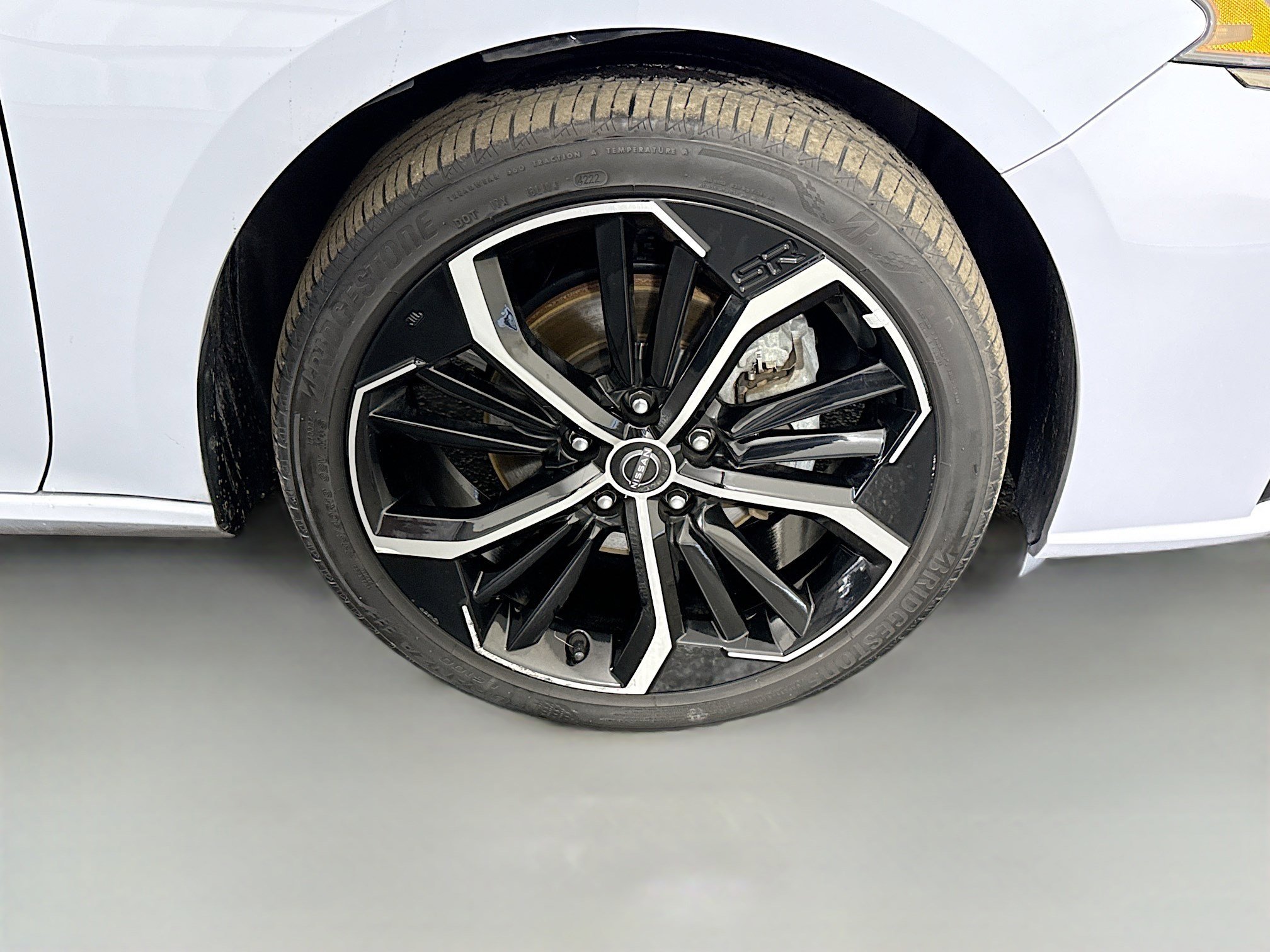 Used 2023 Nissan Altima 2.5 SR image 32