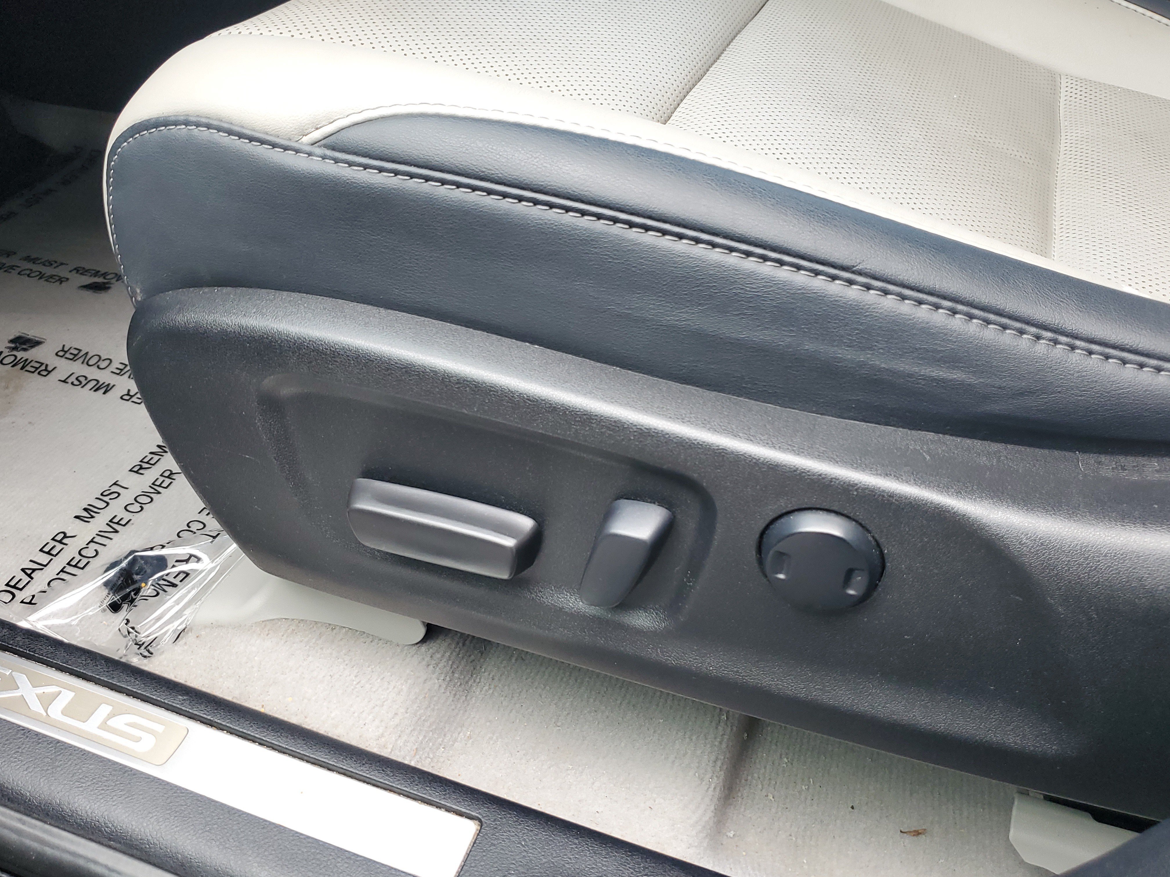 Used 2019 Lexus RX 350 FWD w/ Accessory Package image 21