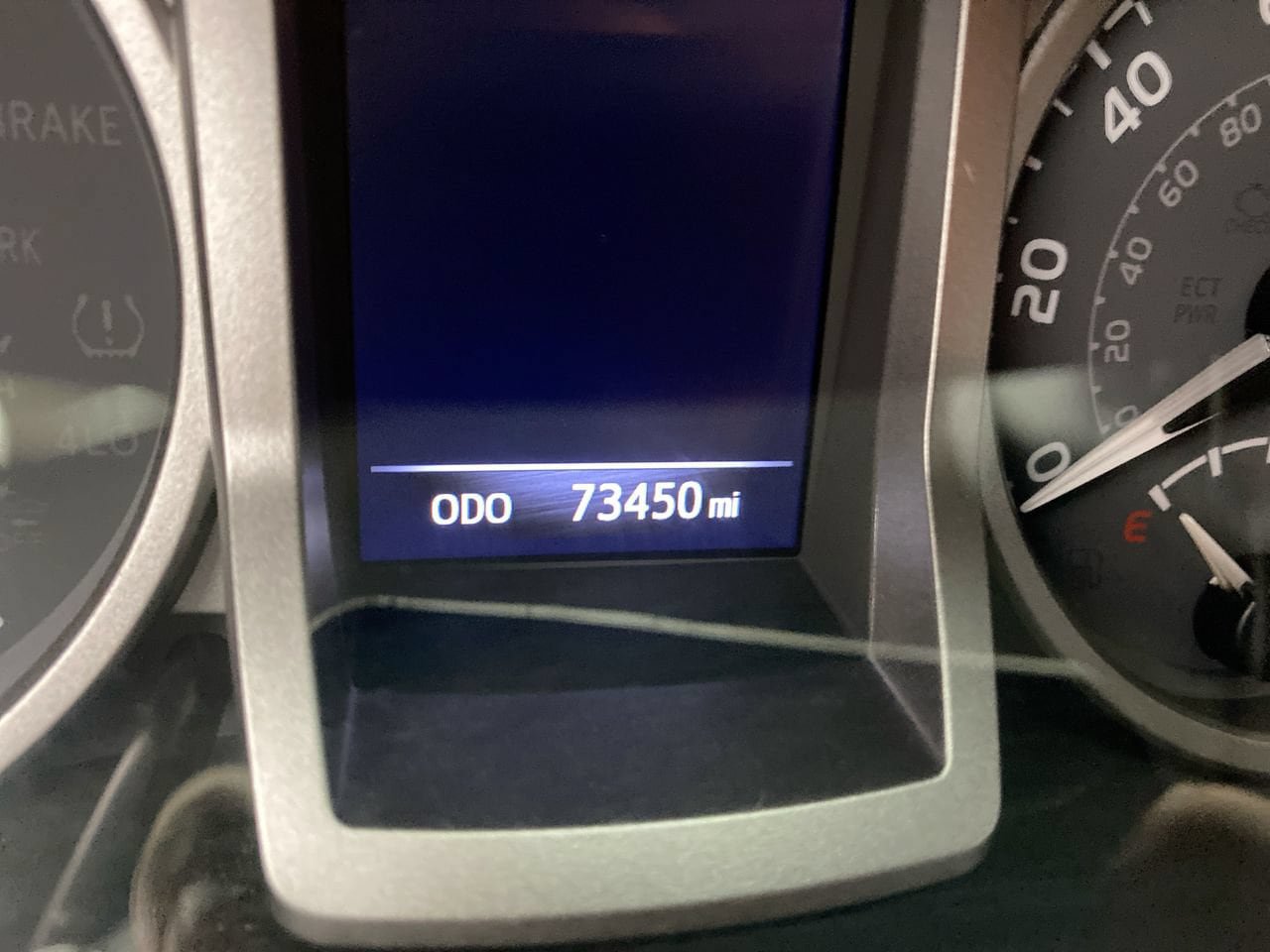 Used 2021 Toyota Tacoma SR5 AWD/4WD image 17