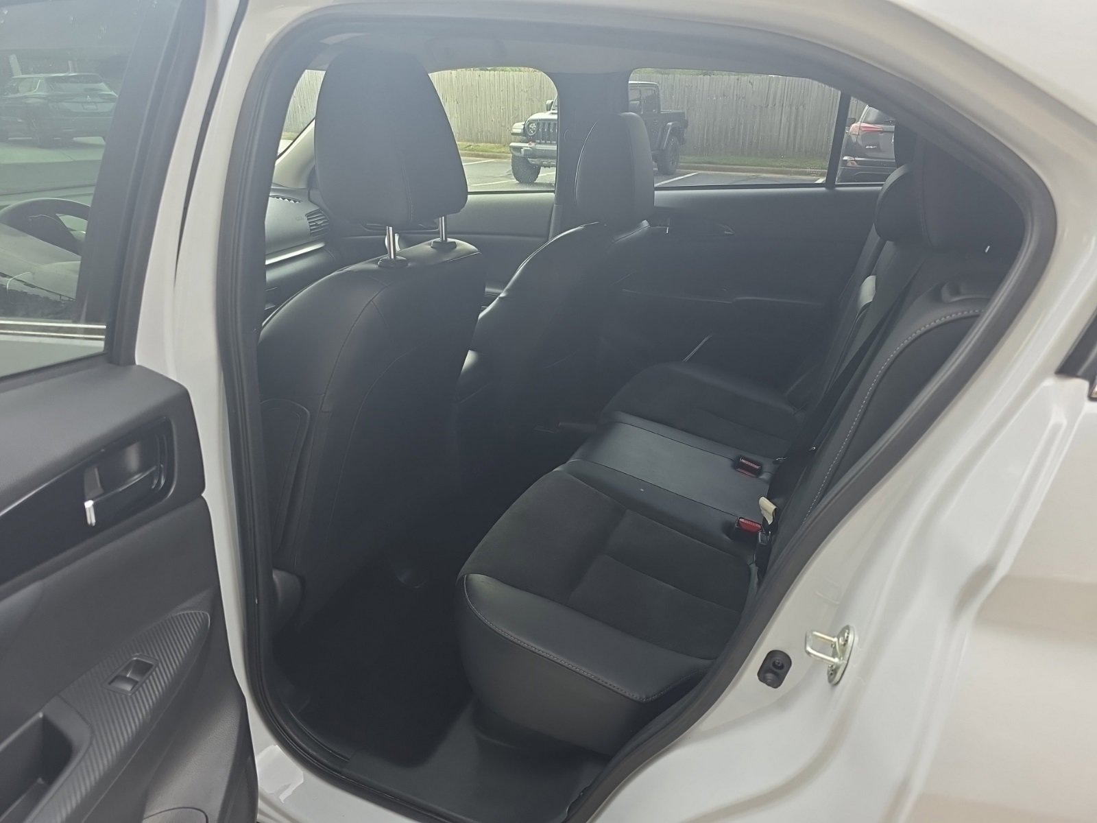 Used 2024 Mitsubishi Eclipse Cross SE image 7