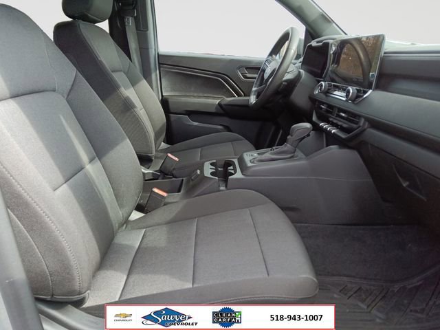 Used 2024 Chevrolet Colorado W/T image 16