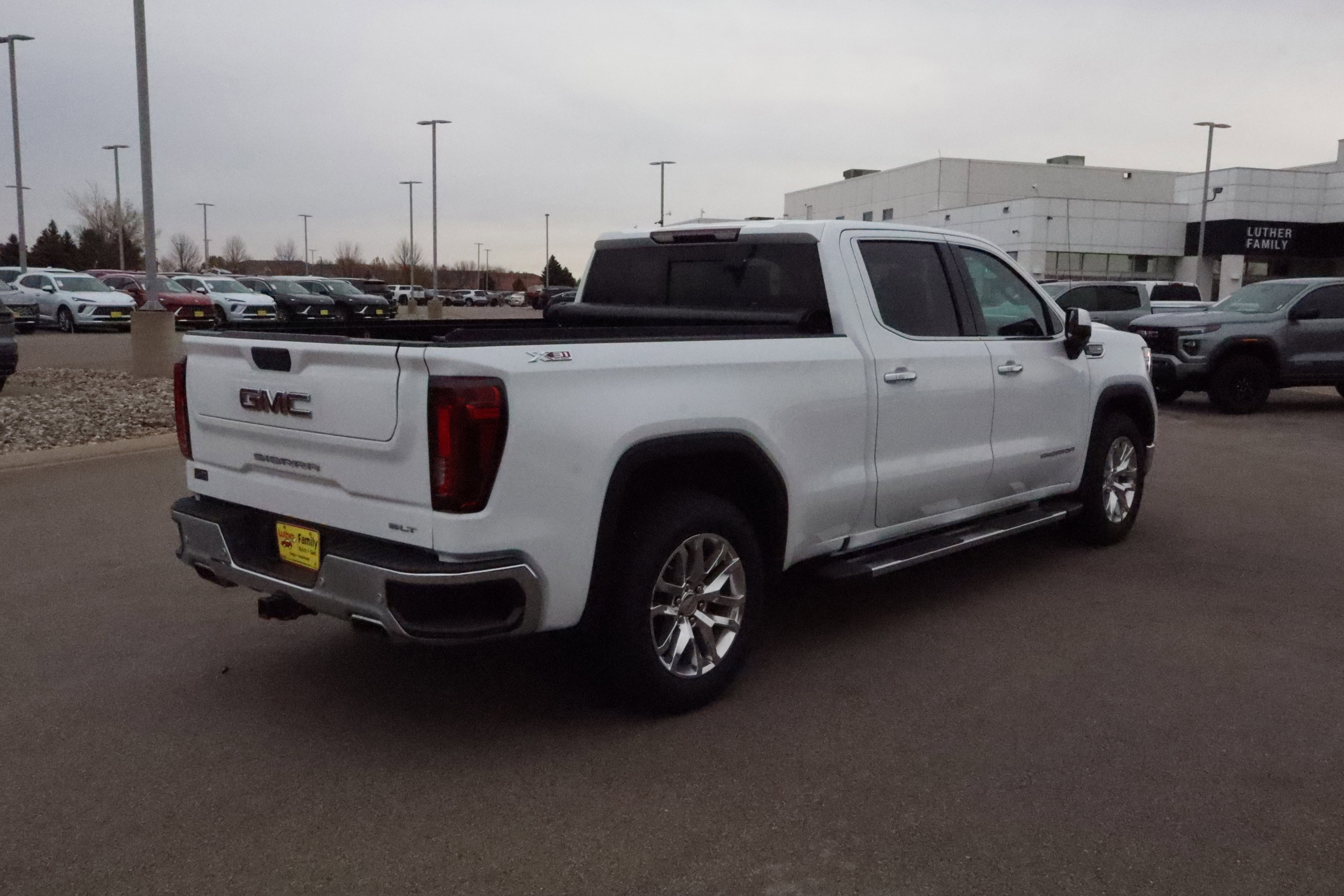Certified 2022 GMC Sierra 1500 SLT w/ SLT Premium Plus Package image 7
