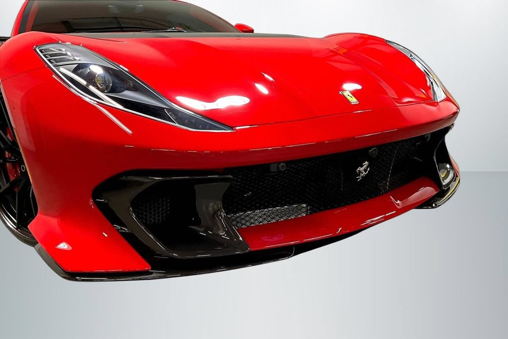 Used 2022 Ferrari 812 Competizione RWD image 27