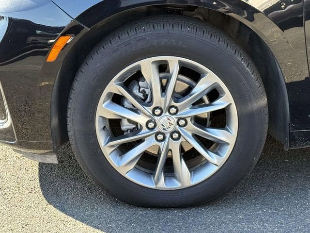 Used 2024 Buick Enclave Avenir w/ Avenir Technology Package AWD/4WD image 7