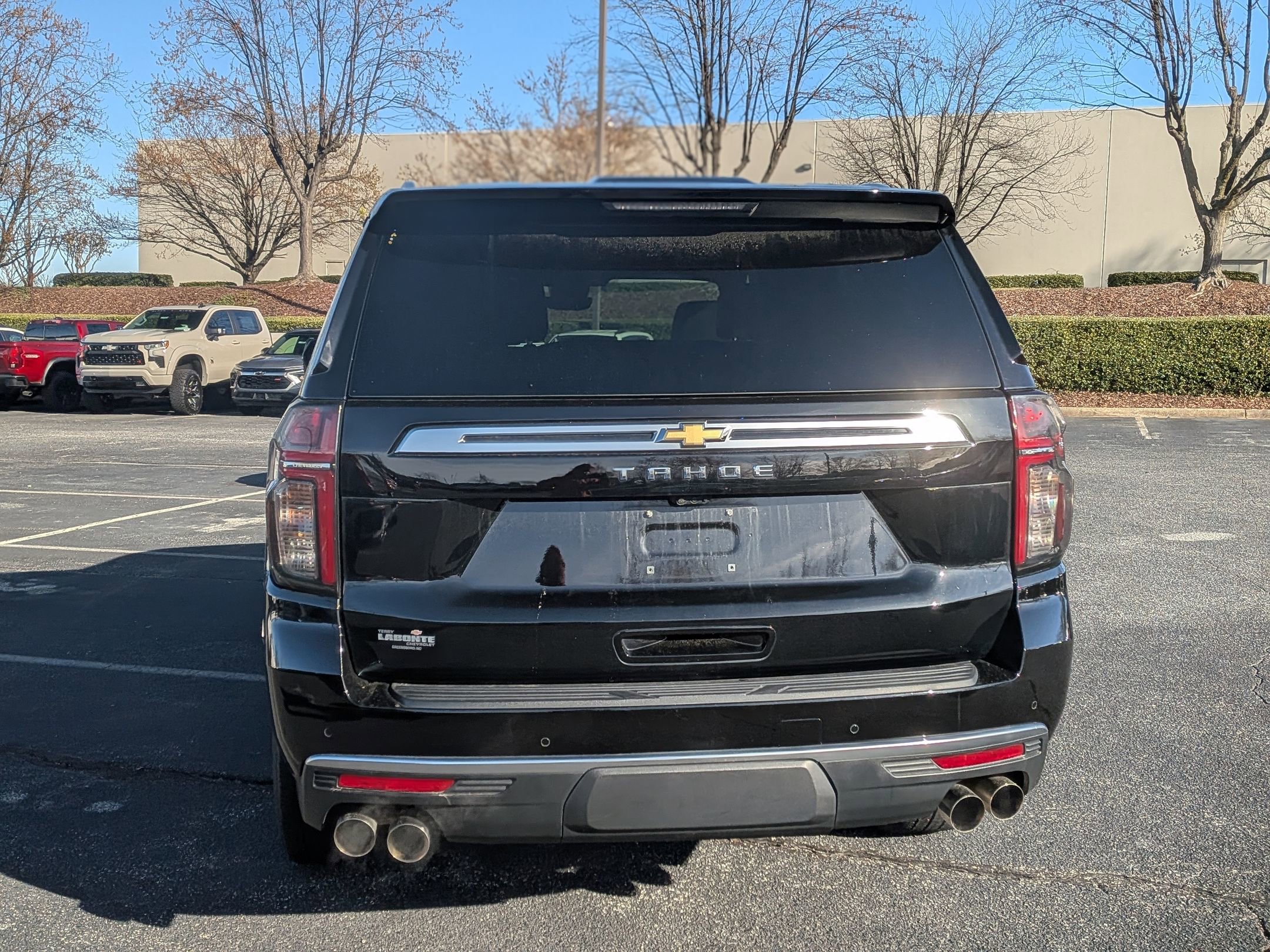 Certified 2024 Chevrolet Tahoe High Country w/ Premium Package AWD/4WD image 8