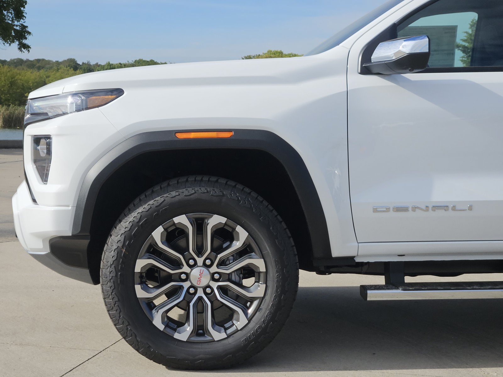 New 2026 GMC Canyon Denali AWD/4WD image 6