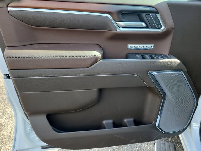 New 2026 GMC Sierra 1500 Denali w/ Denali Reserve Package image 17