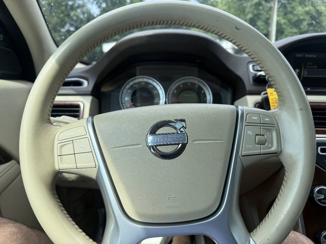Used 2013 Volvo XC70 3.2 Platinum AWD/4WD image 23