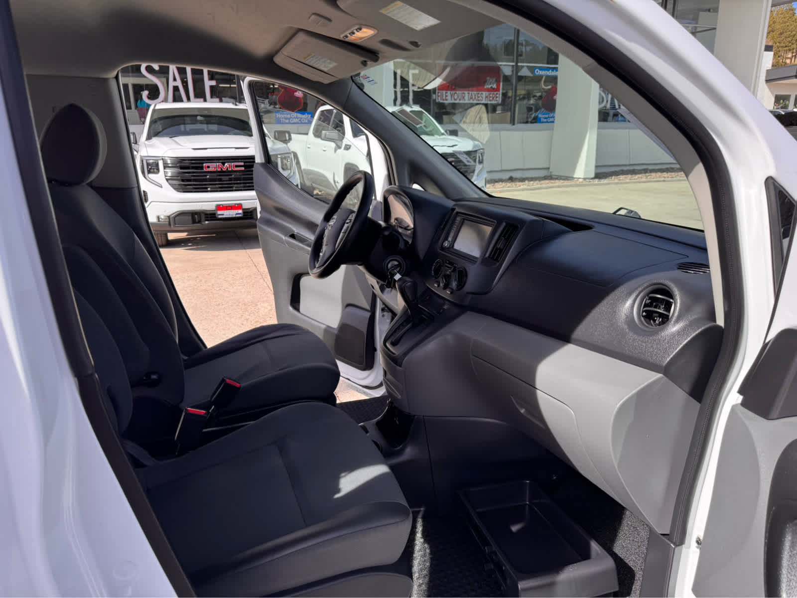 Used 2021 Nissan NV200 SV image 13