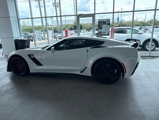 Used 2016 Chevrolet Corvette Z06 w/ Z07 Performance Package RWD image 6