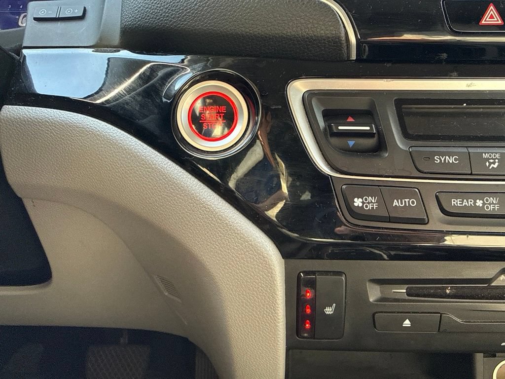 Used 2022 Honda Pilot Touring image 6