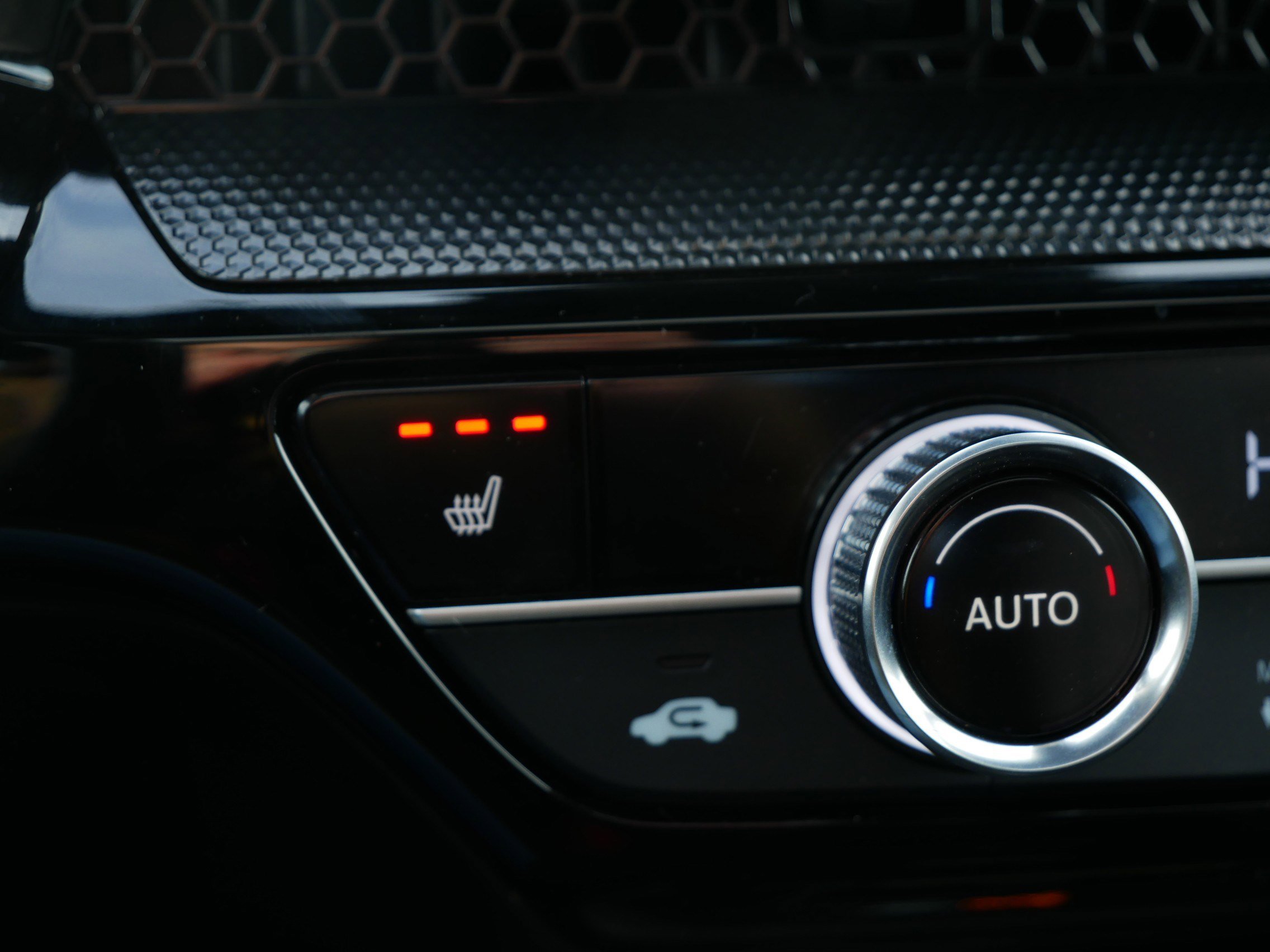 Used 2023 Honda CR-V Sport Touring image 31