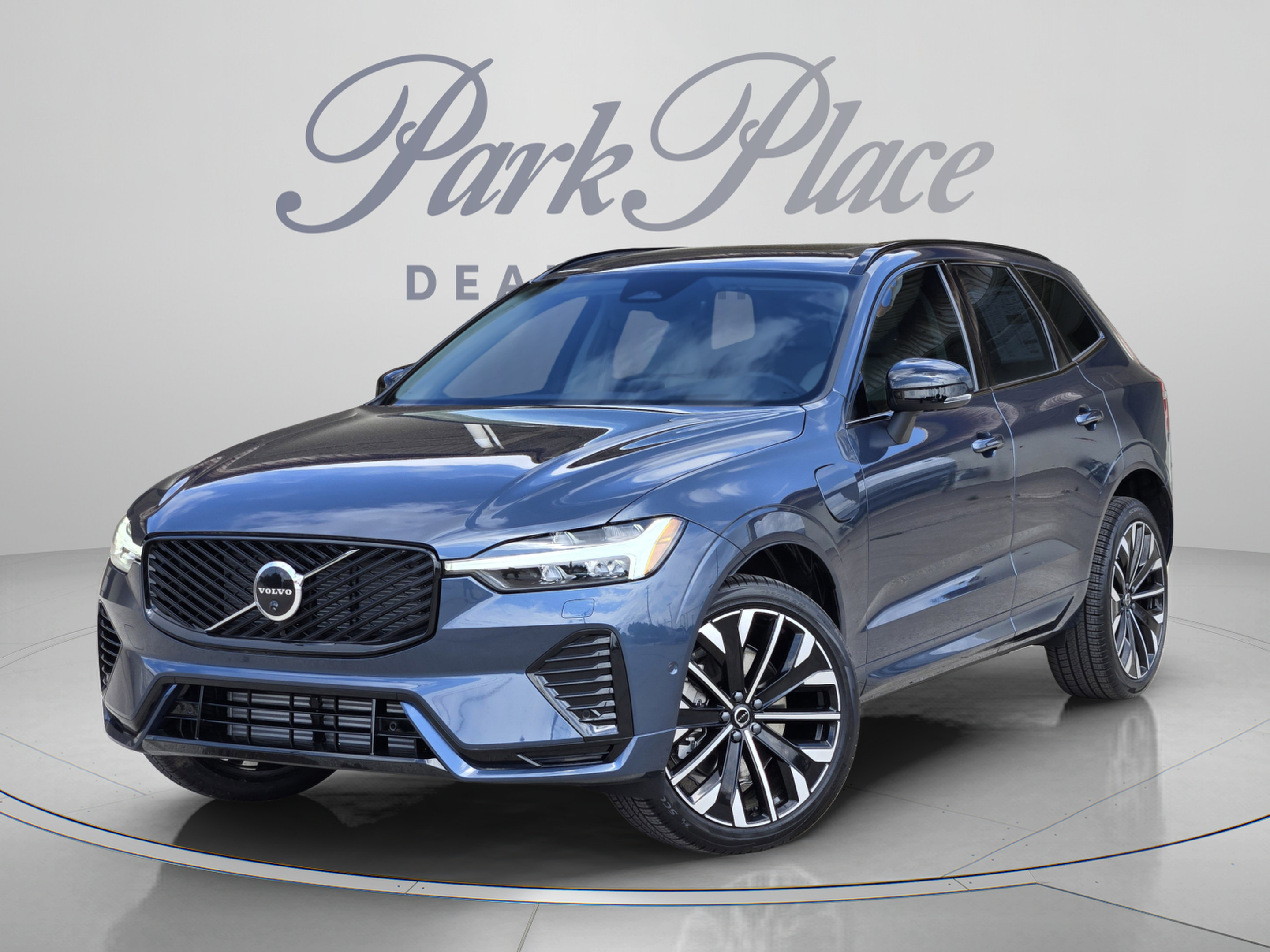 New 2026 Volvo XC60 T8 Ultra w/ Protection Package Premier AWD/4WD image 1
