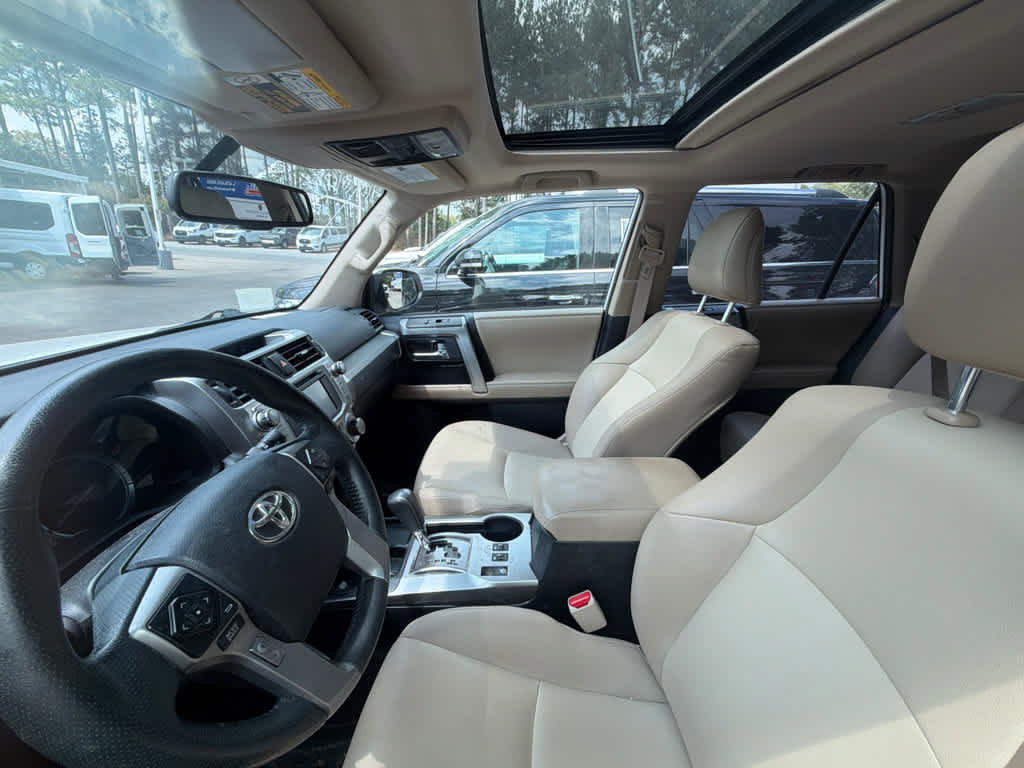 Used 2019 Toyota 4Runner SR5 Premium RWD image 12