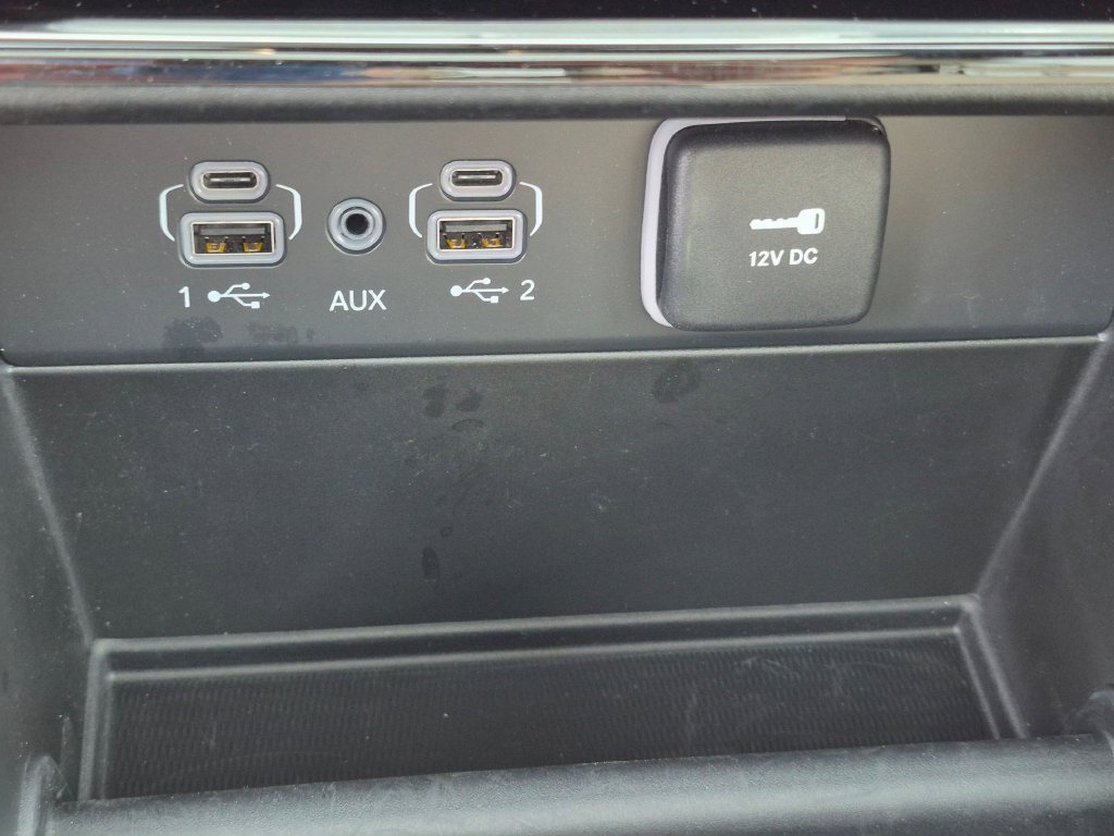 New 2026 Jeep Grand Cherokee Limited RWD image 21
