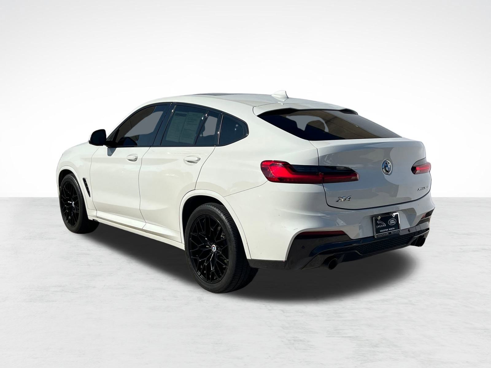 Used 2021 BMW X4 xDrive30i w/ M Sport Package image 3