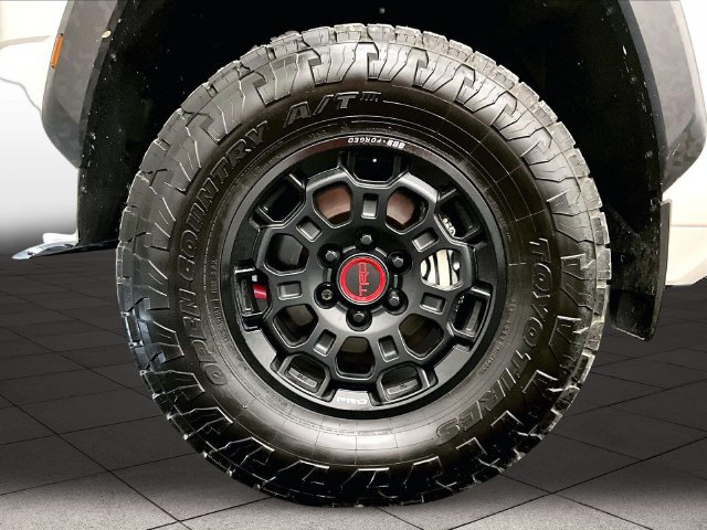 Used 2025 Toyota Tundra TRD Pro w/ Tow Tech Package AWD/4WD image 8